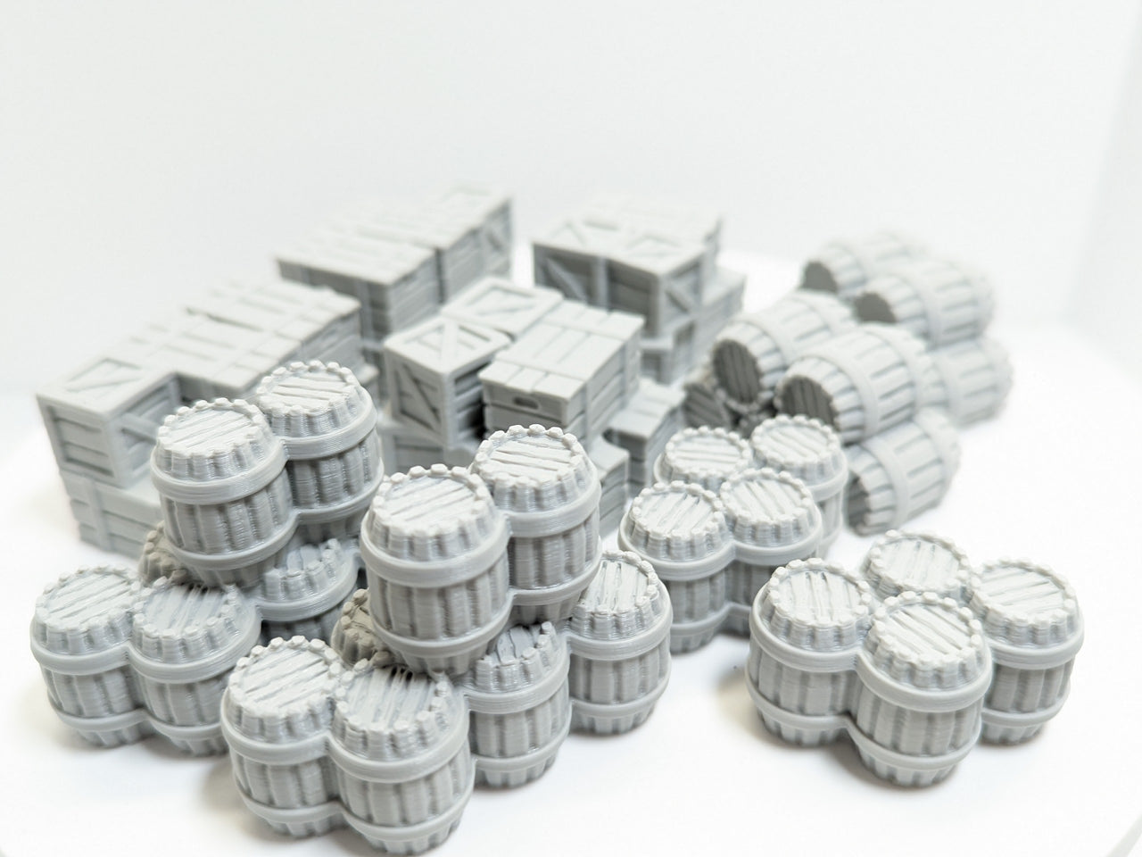 Barrels & Crates Clusters - Unpainted (10 Pieces)