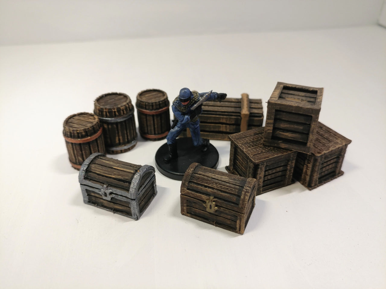 Barrels & Crates (10 Pieces)