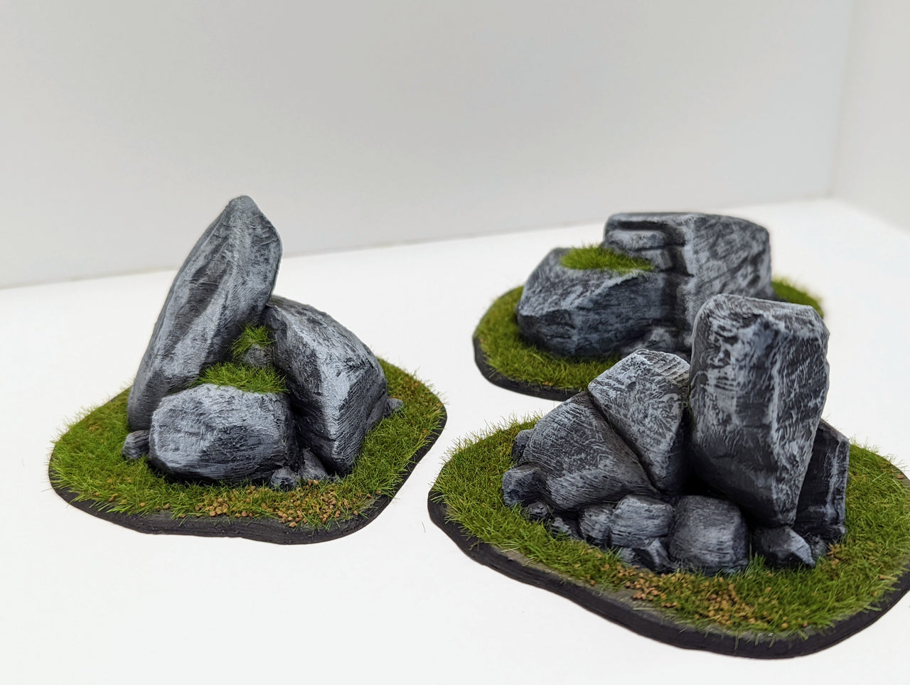 Rocky Terrain Boulders (3 Pieces)